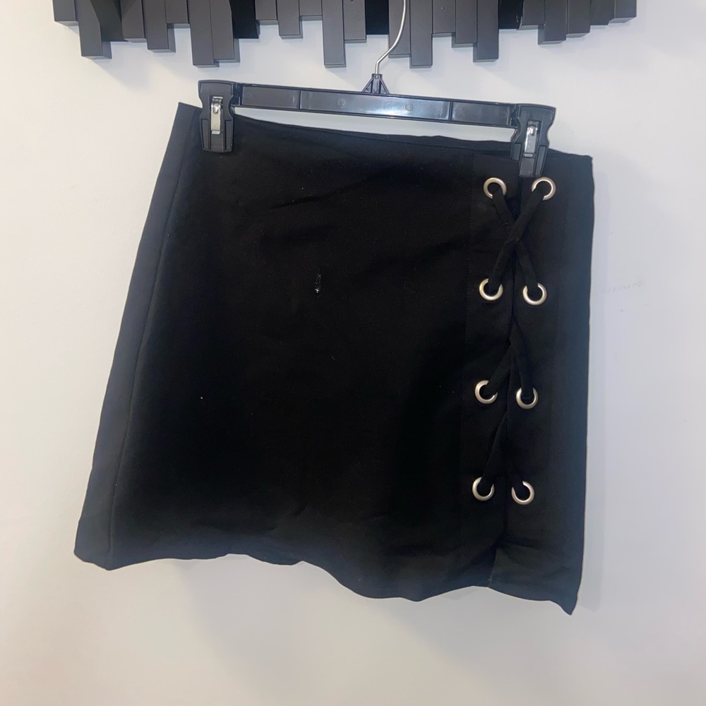 By the way. high rise mini skirt size M